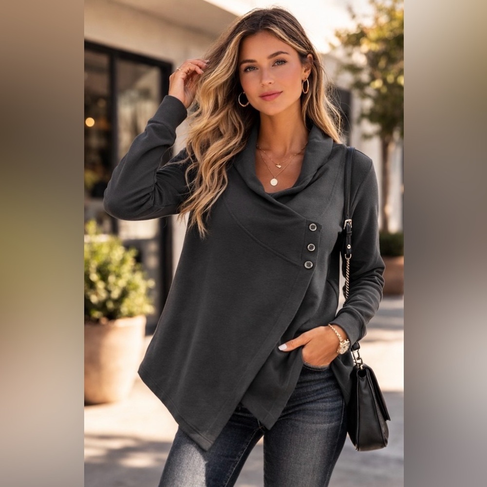 Tonic size small Bamboo Women's Black expansion wrap jacket made in Canada